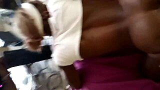 جرب يوماً حلق مع نيك كس جامح؟