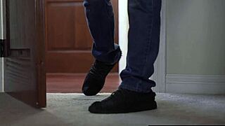 أعتقد أن آشلي لين يجب أن ترشد جيمي ميشيل لتجربته أولاً هذا الموسم.