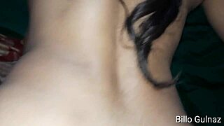 Καλύτερο Ινδικό Αναλ Κλόουζ-Απ: Stepmom γαμάει δυνατά από τον γιο στα Χίντι