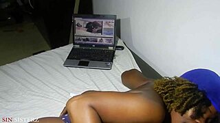 Mamma, smetti di guardare porno, fammi scopare culo bbw ora