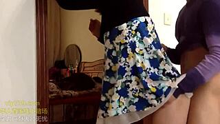 在家粗暴群交胖中国女人