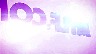 下流熟女穿着渔网袜操