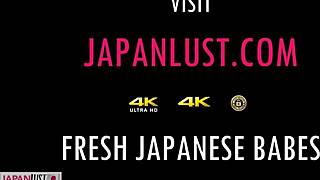 日本熟女洗干净，准备给大鸡巴口交