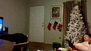 Kami nikmati film romantis bersama.