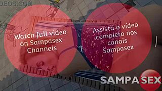 Regina Rizzi geeft haar kont aan de lasser voor snelle anaal creampie sessie met blowjob en grote tieten actie van Marquesxxx