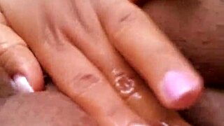 สาวหีดำอยากรู้อยากเห็นถ่ายตัวเองเสียวจนน้ำแตกสุดยอดให้ดู