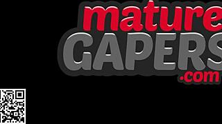 האם כוס בוגרת ספורטיבית יכולה להתמודד עם פער קשה וזיינים?