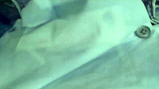 Hei, min sexy stedmor hjelper med den uheldige ståpikken!