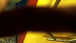 ابنة زوجية تساعد أب زوجي بينما أم زوجية تعلم جنس ساخن في مشهد تابو POV