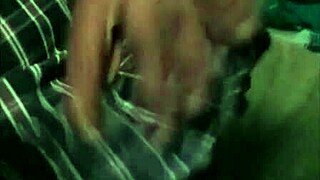 아줌마, 움직이는 버스 야외에서 딱딱한 자지 빨아