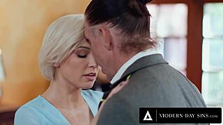 كنزي تايلور تفاجئ زوجها بثلاثية مع ليلي بيل