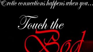 Голям пенис получава чувствен масаж от умела блондинка MILF в интимна сесия