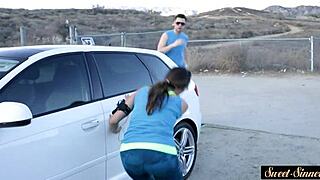 Čudovita MILF dobi trdo jebana in prepojena s spermo!