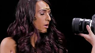 क्या देखना चाहते हो नैटली मार्स और ख्लो के को एड्रियाना को चोदना?