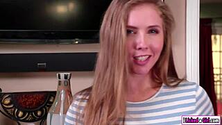 Η Λένα λαχταράει την υγρή πούτσα της μητριάς σε καυτή συνάντηση