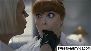 虐待女校长在办公室支配学校保安