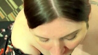 سامانثا لذيذة تحب خدمة زبي الأسود يومياً