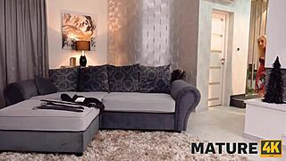 Rijpe Blondines Laatste Queeste voor Seks met Vreemden