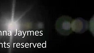 Jenna Jaymes suger en fyr af i dybe skove