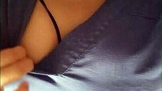 พยาบาลแก่สกปรกข้ามงานเพื่อทำหนังโป๊โฮมเมด