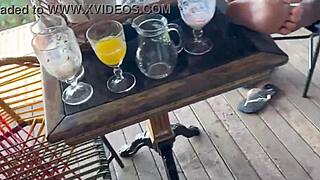 Ik neuk heerlijk met Amanda Souza op het nudistenstrand