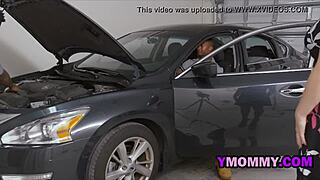 شاهد اثنين من الزبين الكبيرين يحفرون الكس الحليق