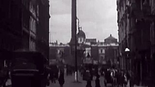 Vintage babička Fanny sdílí retro kouzlo v klasickém stylu