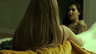 Kanós mostohalány belemerül egy MILF nedves puncijába