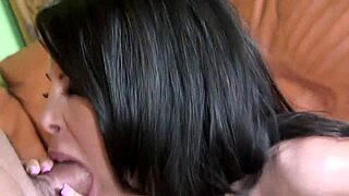 Smärt mogen kvinna tabitha stevens når orgasm med styvson i förbjuden träff