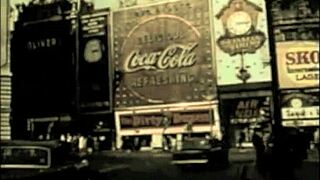 Хей, виж моята тайна колекция от винтидж гранди, това е диво!