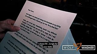 ドイツ熟女ハーリーンの偽乳がザーメンまみれ