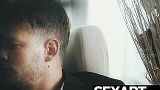 جمال رياضي يركب زب عشيقها الصلب بقوة