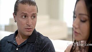 孕妇熟女承受猛烈后入式猛干