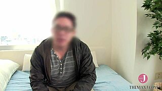 기절한 남편 앞에서 유부녀랑 믿을 수 없는 섹스!