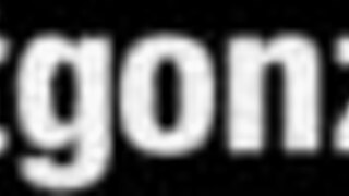 Vivien hvězda v hardcore MILF gonzo scéně