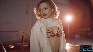 Does big round ass milf polina striptease in convertible?