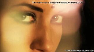 Indian milf showcases stunning solo dance moves.