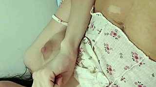 Gosta De Me Ver Destruindo Minha Bucetinha, Mostro Meus Seios Lindos