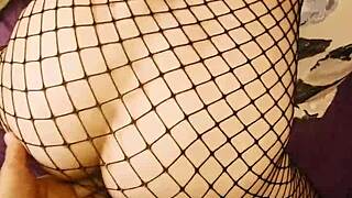 busty milf julia ann orgasms with full figured siri pornstar fingering lesbian kissing big natural tits