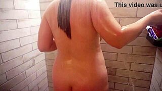 Sexy Italian milf Vicki gets off in steamy shower