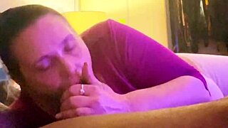 Единственный способ давиться на огромном черном члене в спальне