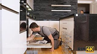 hubby forgot cash, so i paid the handyman with hot kitchen sex