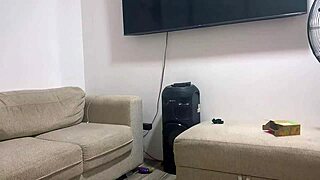 My Girlfriend's Step Mom Forced Me to Fuck Her While Daughter's Away - Leyne Rodriguez