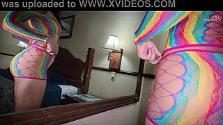 Tips For Perfect Cumshot On Shaved Pussy