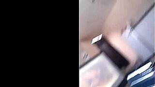 morena novinha licks big thick dick