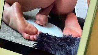 A little afternoon licking session for adults