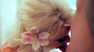 Experienced milf shares passionate hd oral experience with facial