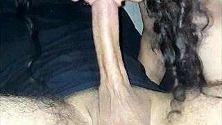 Milf Colombiana Chupando Pene Hasta Sacar La Leche