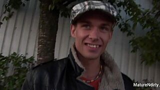 Man, this mature slut just sucks and fucks like no other!