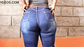 Big ass milf with enticing curves